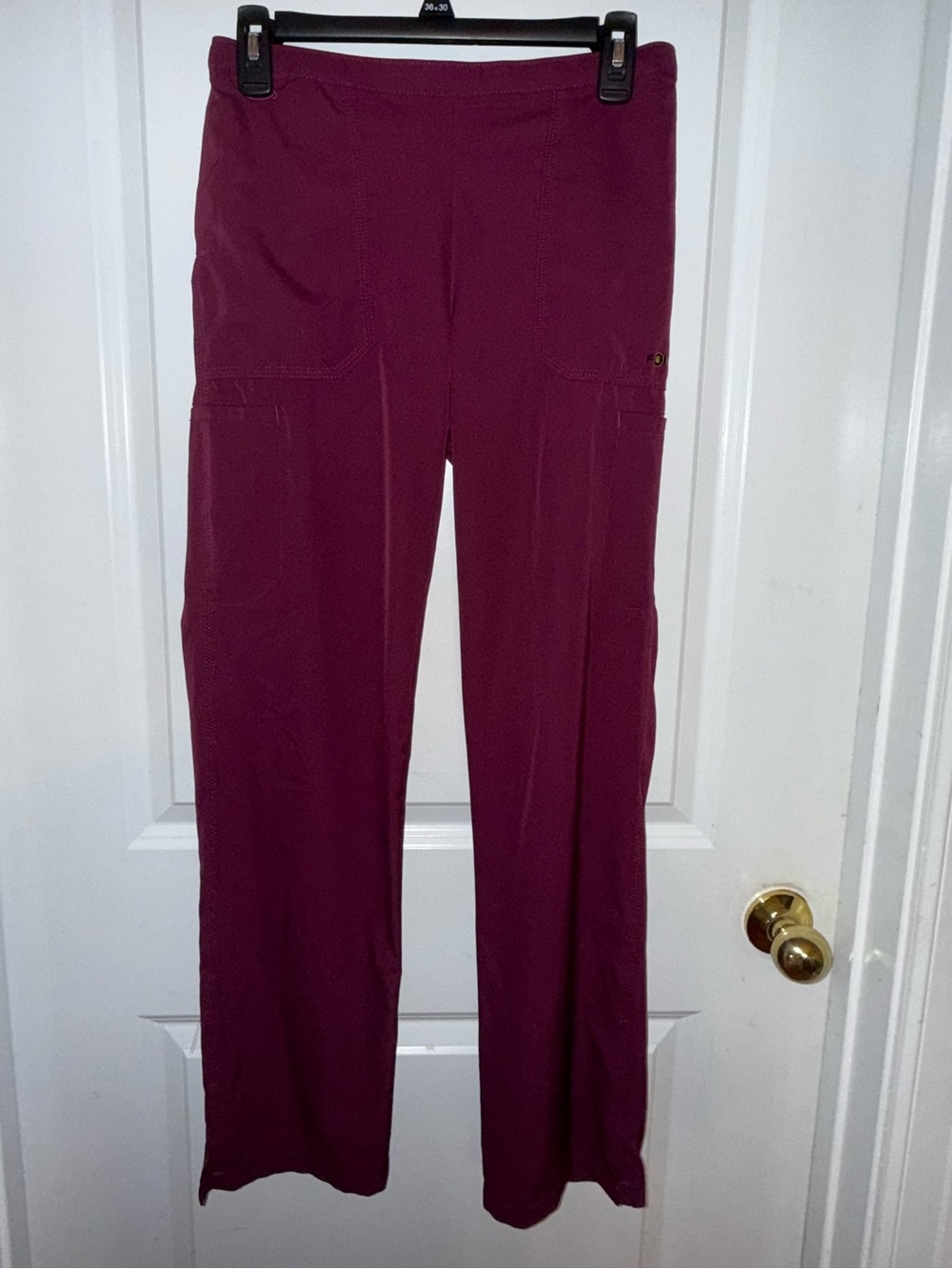 Carhartt Women’s Stretch Cargo Scrub Pants in Deep Plum Size‎ Small